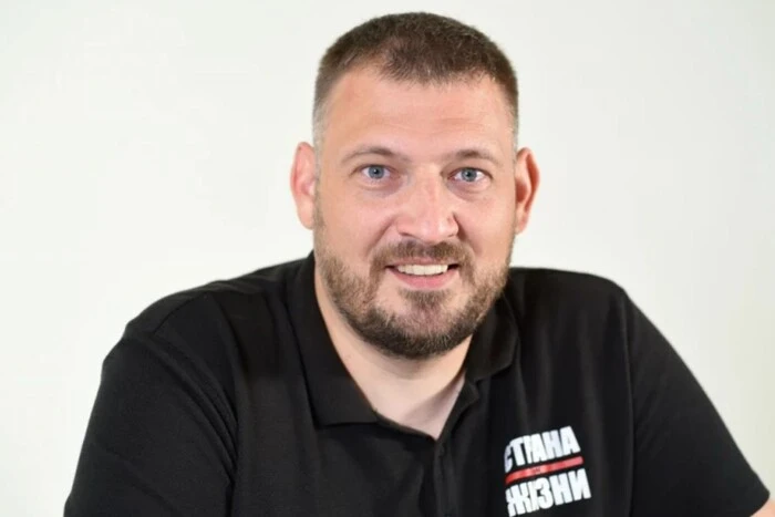 In Belarus, opposition politician Siarhei Tsikhanouski has been released from prison