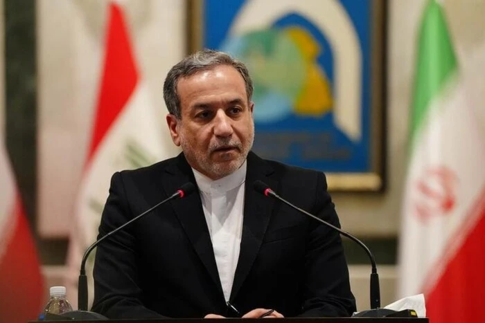 Der Außenminister des Iran wies Trumps Aussage über einen Beginn des Waffenstillstands mit Israel zurück
