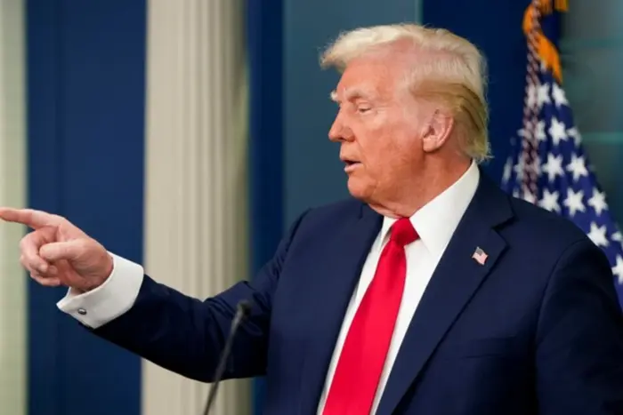 Верховный суд разрешил Трампу отменять гражданство по праву рождения