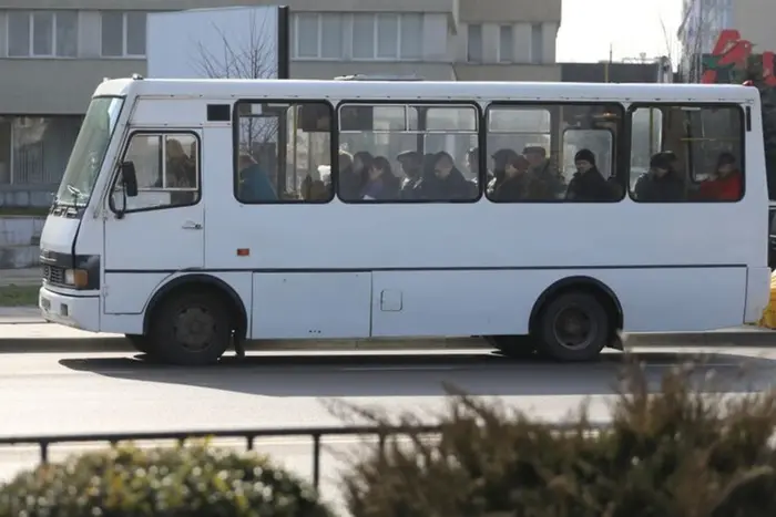 W Lwowie zwolniono kierowcę autobusu, który zignorował minutę ciszy