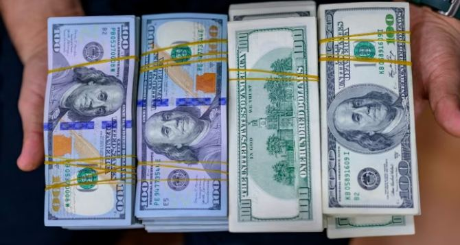 Średnie wynagrodzenie we Francji: w dolarach, euro i złotych