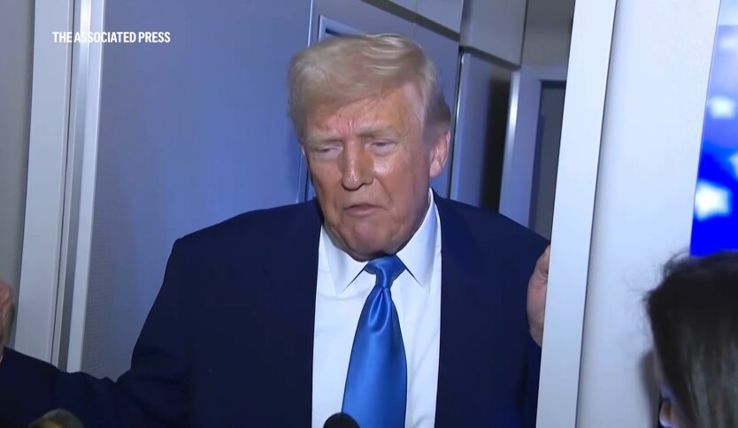 Мир тріщить по швах: Трамп кинув Україну в лапи Путіна