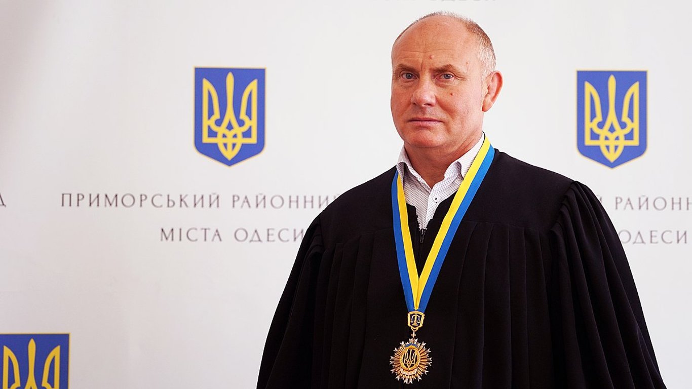 В Одессе сняли с должности скандального судью — причины