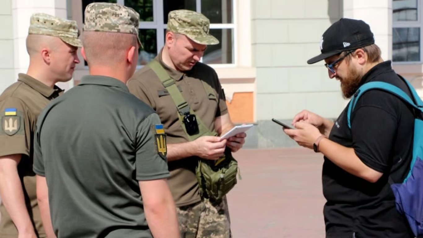 Military Commented on Recent Russian Strikes on TCC