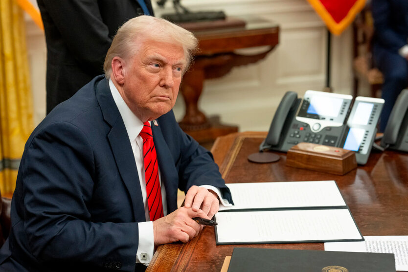 У США суд заблокував більшість торговельних тарифів Трампа